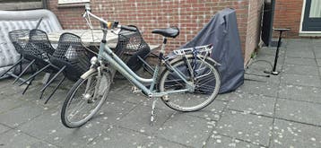 Gratis af te halen. Damesfiets