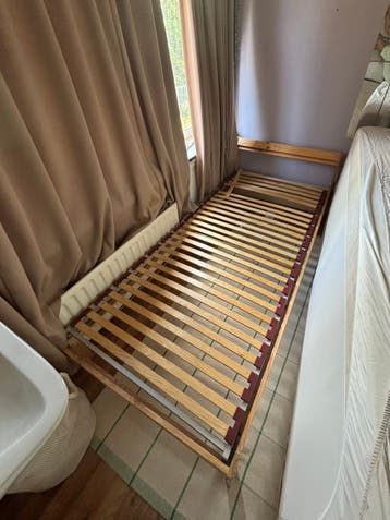 Bed 90x200
