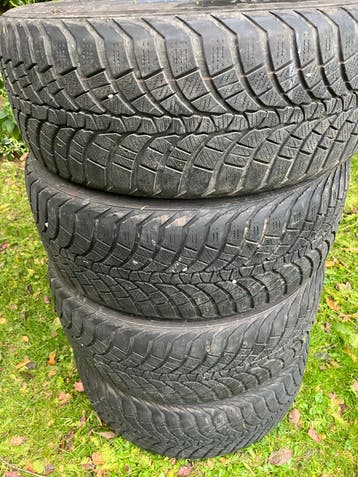 Gratis gebruikte winterbanden 235/50 R18