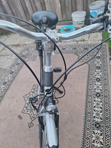 FIETS IS NIET MEER ELECTRISCHE FIETS ZIET ER GOED UIT MOOIE