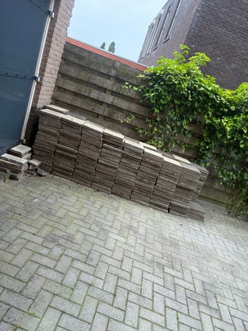 Gebruikte 30x30 tegels - ca. 680 stuks
