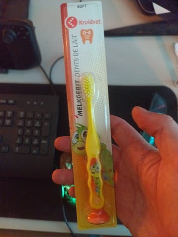 Gratis Kruidvat tandenborstel 0-4 jaar met zuignap