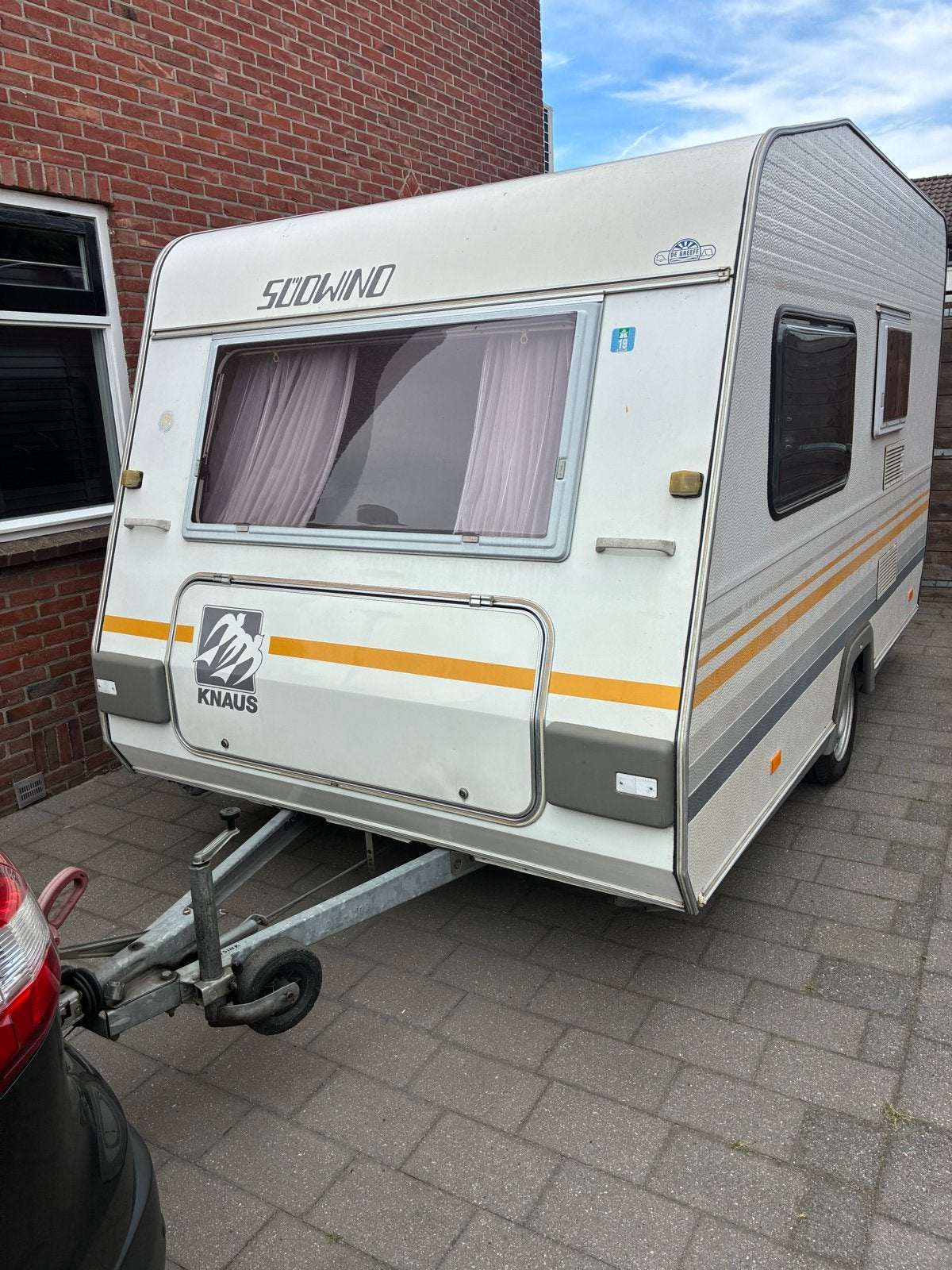 Knaus Sudwind Caravan