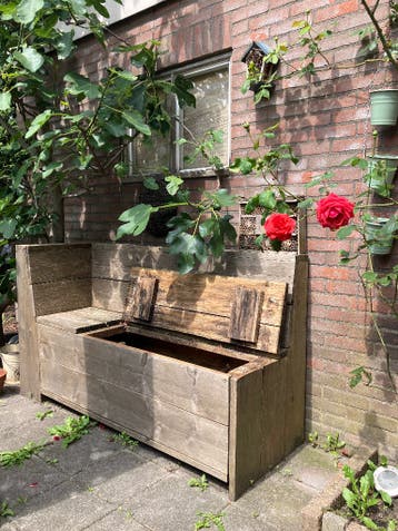 Gratis houten tuinbank