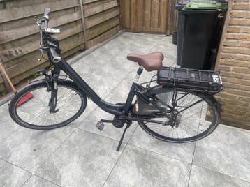 Elektrische fiets onderdelen of opknappen.