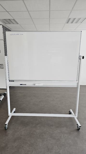 Whiteboard, kantelbaar, verrijdbaar, magnetisch. Gratis