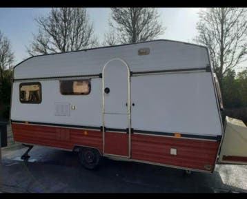 Burstner Flipper retro caravan opknapper