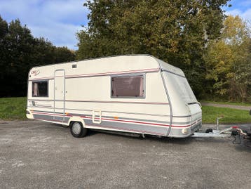 LMC 545TK Caravan uit 1997 met voortent - Opknapper
