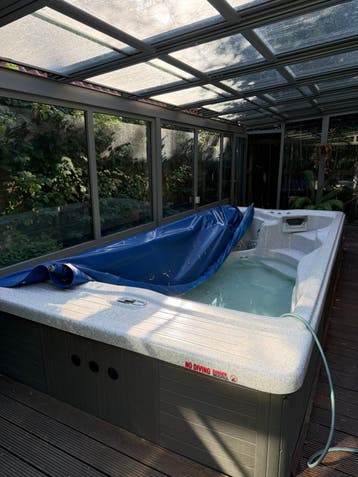 Zwembad / jacuzzi - 5m x 2.3m