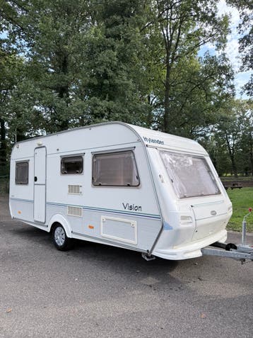 Nette Hylander Vision 440 Caravan!