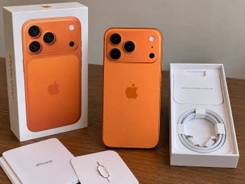 Apple iPhone 17 Pro 512GB Oranje - Goede staat