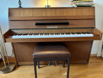 Zimmermann Piano - goed onderhouden, inclusief pianokruk