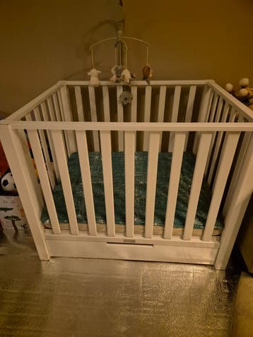 Bopita babybox Wit met Lade en Mobiel