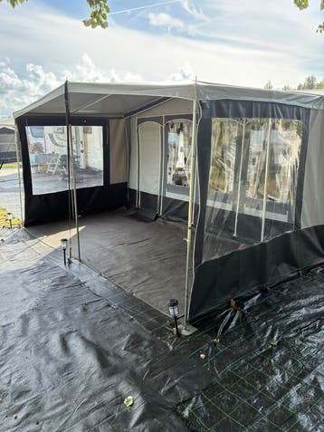 Dethleffs caravan