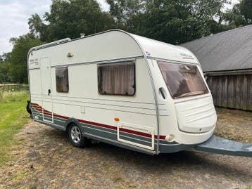 Caravan Home-Car racer 43 incl. gloednieuwe voortent+luifel