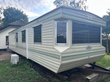 Stacaravan Willerby Heraldiek 35x10/2 met airco