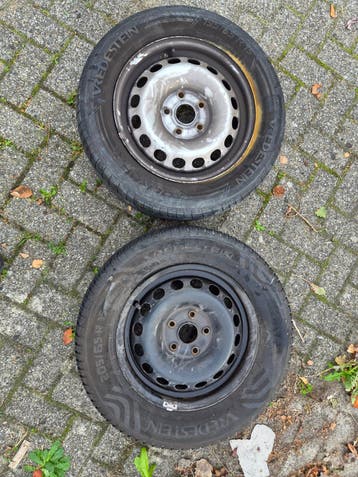 Vredestein banden op stalen velgen. vandaag gratis halen
