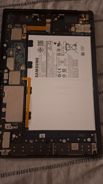 kapotte samsung tab a8 gezocht