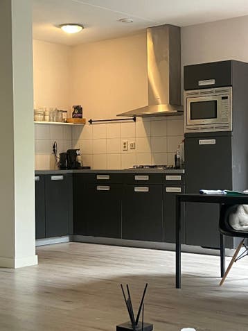 GRATIS!!! Keukenblokje antracietgrijs in goede staat