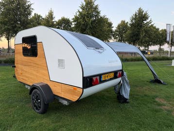 Compact Caravan mini