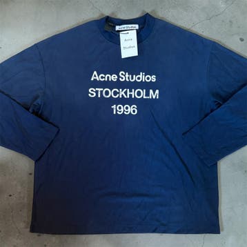 Acne Studios Longsleeve | Maat M | Valt Ruim