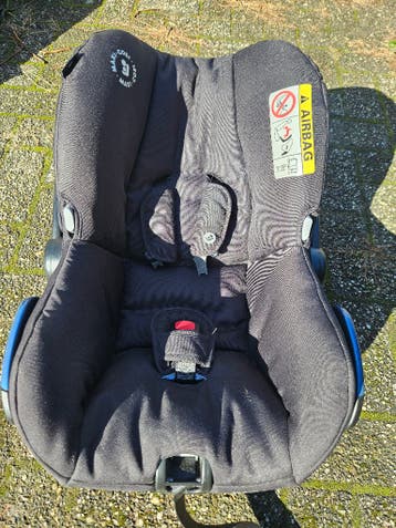 MaxiCosi met zonnescherm
