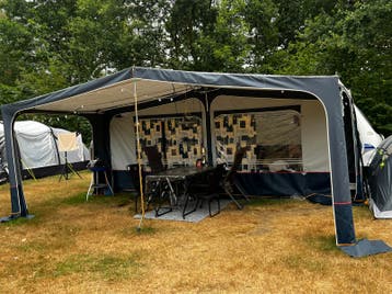 Hobby 500 kmfe AIRCO!! - 6 persoons met stapelbed
