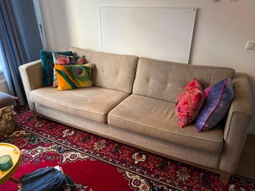 Gratis! Comfortabele 3-zits bank in beige stof