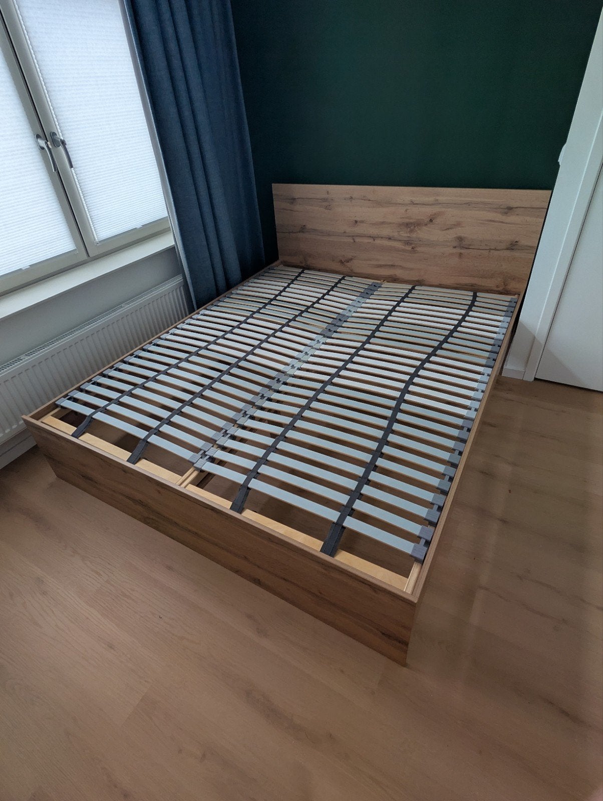 Bed + Lattenbodems 160 x 200