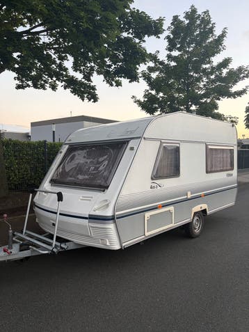 Beyerland Vitesse 400-D - Compacte en complete caravan