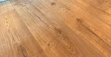 GRATIS-zelf eruit halen- ca. 70m2 QuickStep Aquanto laminaat