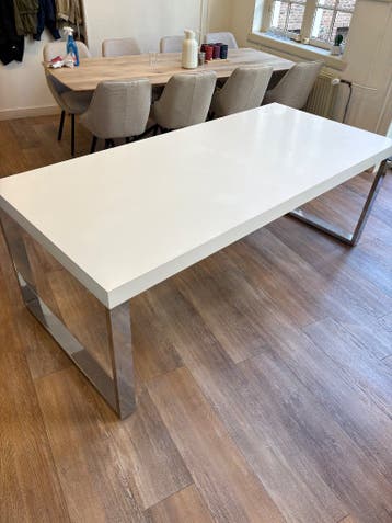 Eetkamertafel / Dinertafel