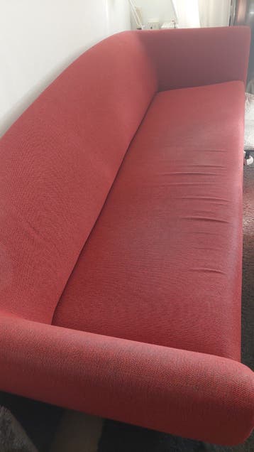 Comfortabele 2-persoons bank - Rood
