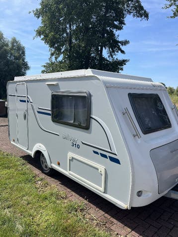 Mooie Trigano Silver 310 TLD hefdakcaravan bwjr 2015