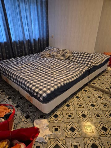 Tweepersoonsbed met matras - Zo goed als nieuw