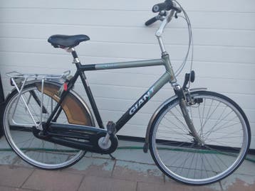 HERENFIETS..GIANT ..IN PRIMA STAAT