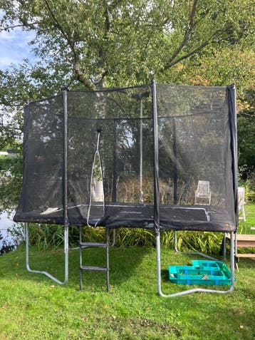 Salta Trampoline -gratis afhalen