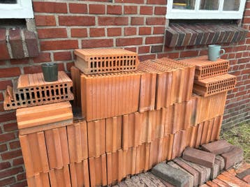 Metselblokken 54 stuks 3 beschadigd rest goed