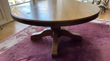 Gratis afhalen - Ronde eikenhouten salontafel