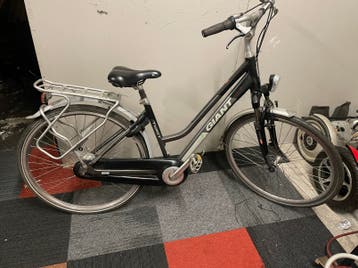 Giant fiets 28 inch frame 50 cm 7 versnellingen damesfiets