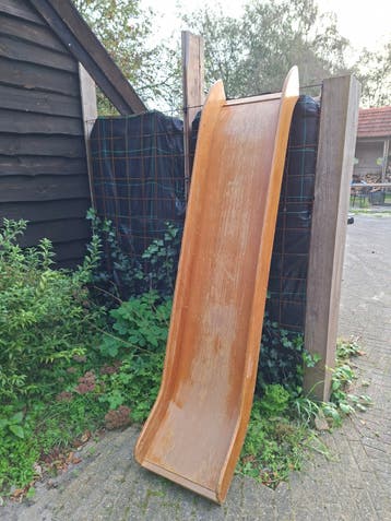 Houten glijbaan