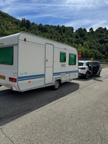 Te koop: Adria Unica B 431 DD – lichtgewicht caravan
