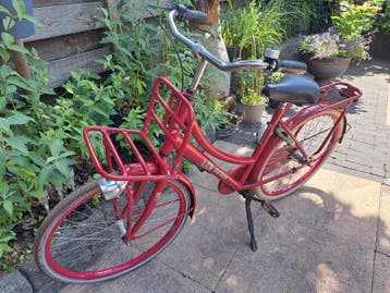Cortina U 4 meisjes fietsen