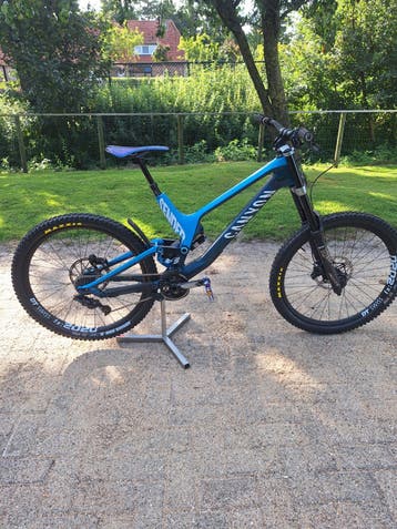 Te koop Canyon sender dounhill fiets