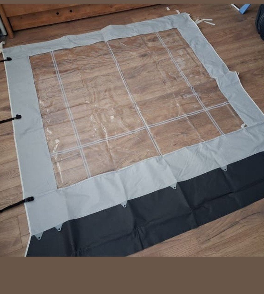 2 Reda zijwanden voor de luifel, van ten Cate doek, zgan.