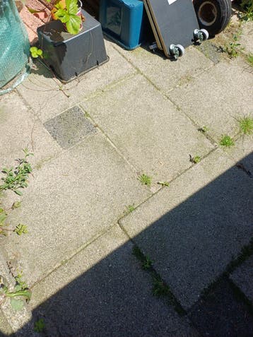 Grijze betontegels 40x60cm met pasblokjes 20x20cm (25m2)