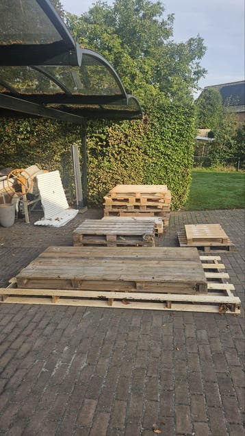 Diverse gebruikte pallets