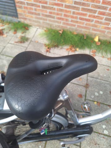 mooie nette fiets niet meer electrische maar kan er gewoon g
