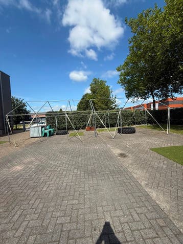 Grote partytent gratis op te halen