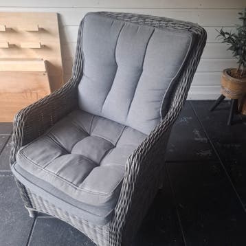 6x Tuinstoelen met kussens - Gebruikt